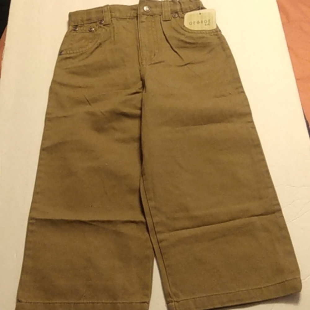 (C) George Boys 5 pocket twill pants. Brown  3T. Straight Leg